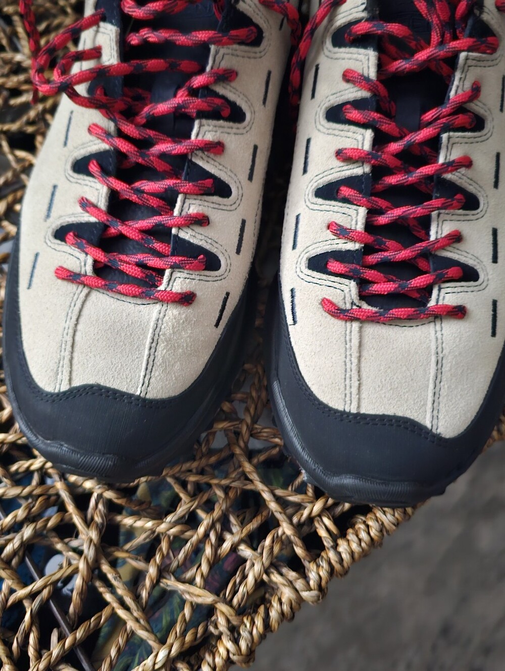 KEEN Beige Suede Sneakers with Red Laces - Picture 4 of 8